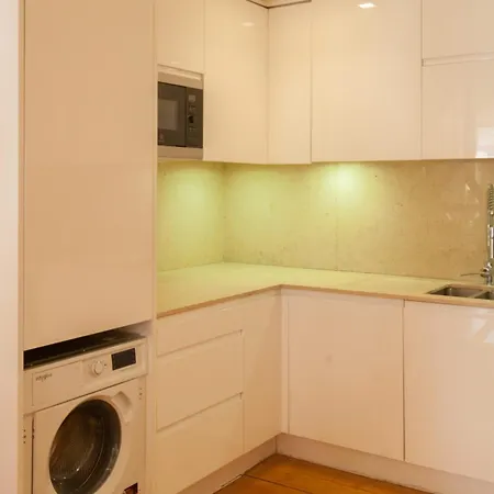 Apartman Flh Downtown Elegance *